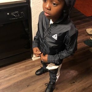 Meet your Posher, Albert